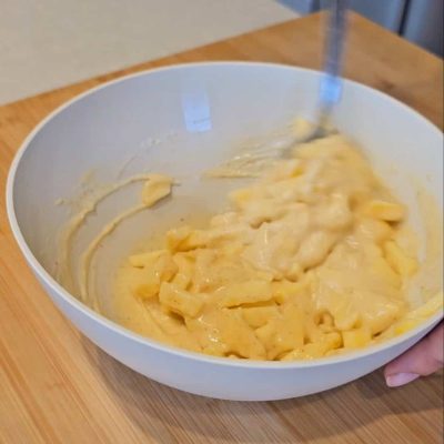 mele incorporate all'impasto