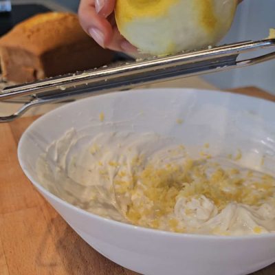 FROSTING-PLUMCAKE-ALLA-VANIGLIA-SENZA-GLUTINE-CELIACHISTANCA-2