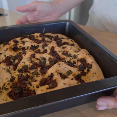 la focaccia senza glutine mediterranea cotta